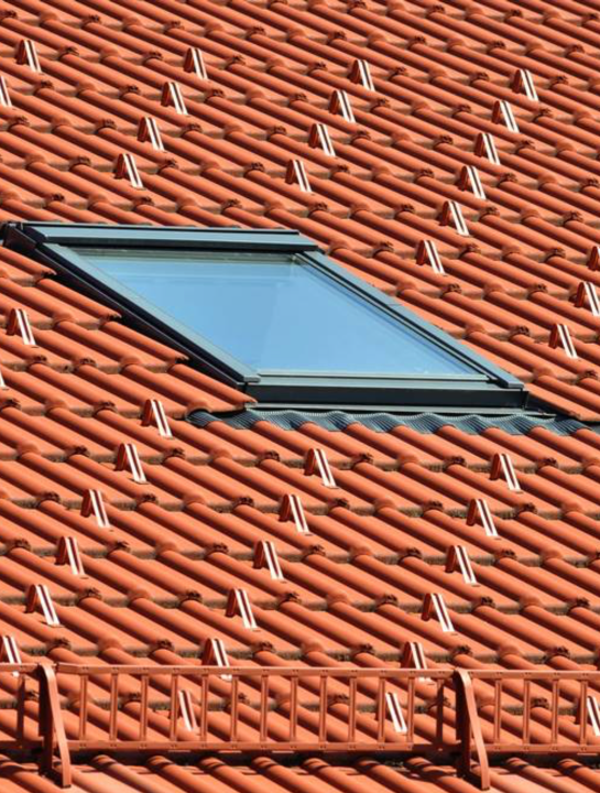 Pose de velux aux Lilas (93260) - Christian Couverture en Seine Saint Denis (93) et en Île-de-France Pose de velux aux Lilas (93260) - Christian Couverture en Seine Saint Denis (93) et en Île-de-France