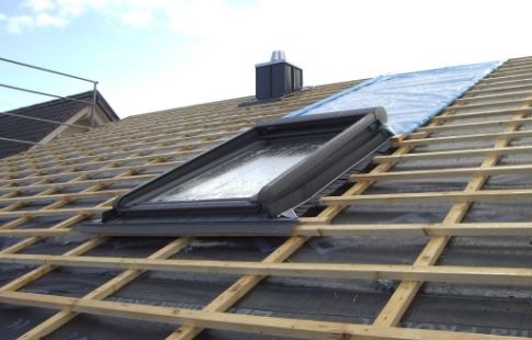 Pose de velux aux Lilas (93260) - Christian Couverture en Seine Saint Denis Pose de velux aux Lilas (93260) - Christian Couverture en Seine Saint Denis
